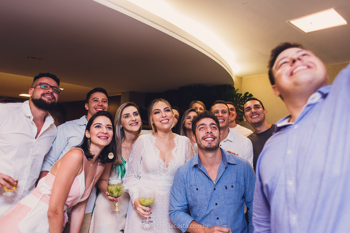 decoração linda de chá bar, Dayane e Higgor, decoração de chá bar by Tais Vaz, fotografia de chá bar by Tássila Costa, chá bar inspirado na balada Tardezinha do Thiaguinho, vestido lindo para usar no chá bar, chá bar em Vitória ES, noivos lindos em ViX