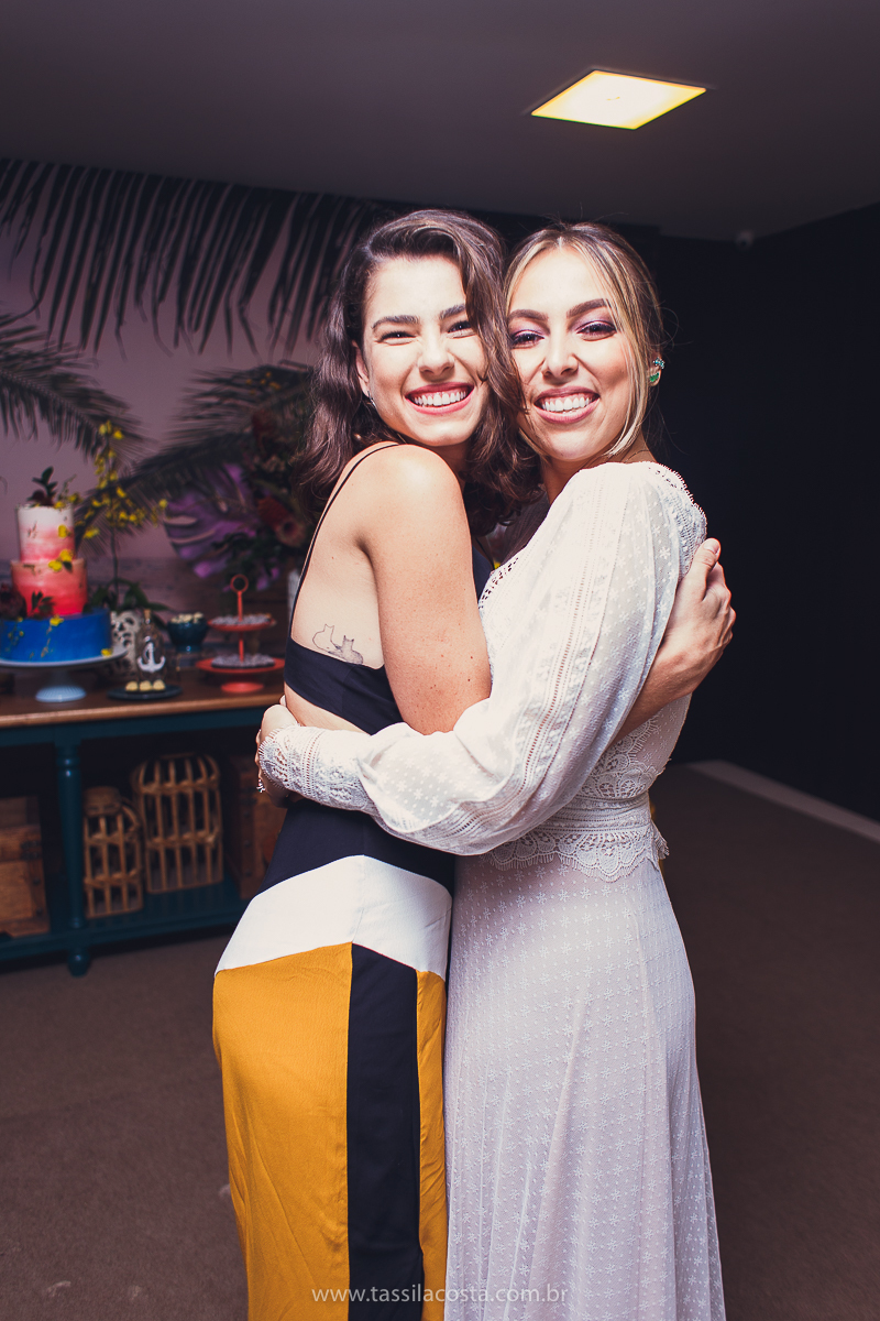 decoração linda de chá bar, Dayane e Higgor, decoração de chá bar by Tais Vaz, fotografia de chá bar by Tássila Costa, chá bar inspirado na balada Tardezinha do Thiaguinho, vestido lindo para usar no chá bar, chá bar em Vitória ES, noivos lindos em ViX