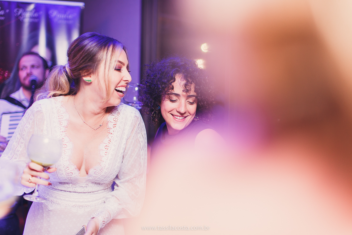 decoração linda de chá bar, Dayane e Higgor, decoração de chá bar by Tais Vaz, fotografia de chá bar by Tássila Costa, chá bar inspirado na balada Tardezinha do Thiaguinho, vestido lindo para usar no chá bar, chá bar em Vitória ES, noivos lindos em ViX