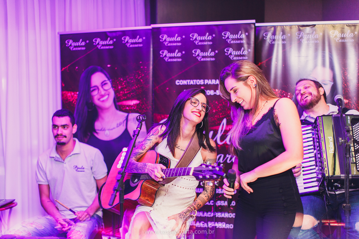 decoração linda de chá bar, Dayane e Higgor, decoração de chá bar by Tais Vaz, fotografia de chá bar by Tássila Costa, chá bar inspirado na balada Tardezinha do Thiaguinho, vestido lindo para usar no chá bar, chá bar em Vitória ES, noivos lindos em ViX