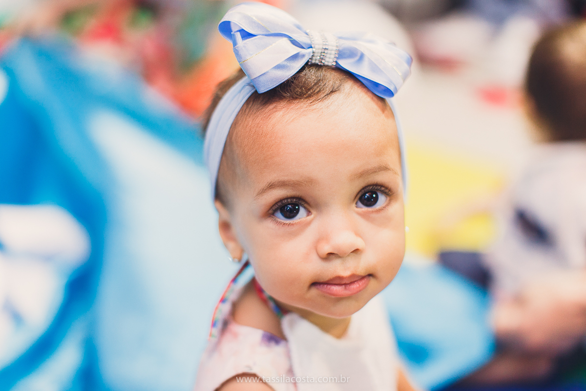 festa infantil de menino, no tema Safari, festa dos sonhos feita em casa, decoração by Loely eventos, mãe e pai de primeira viagem, menino sorridente, bebê lindo, look lindo para aniversário de 1 ano