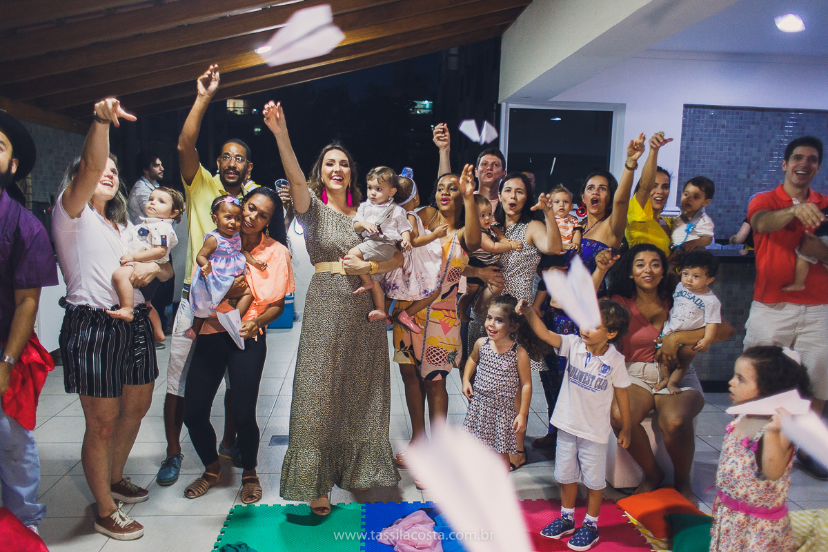 festa infantil de menino, no tema Safari, festa dos sonhos feita em casa, decoração by Loely eventos, mãe e pai de primeira viagem, menino sorridente, bebê lindo, look lindo para aniversário de 1 ano