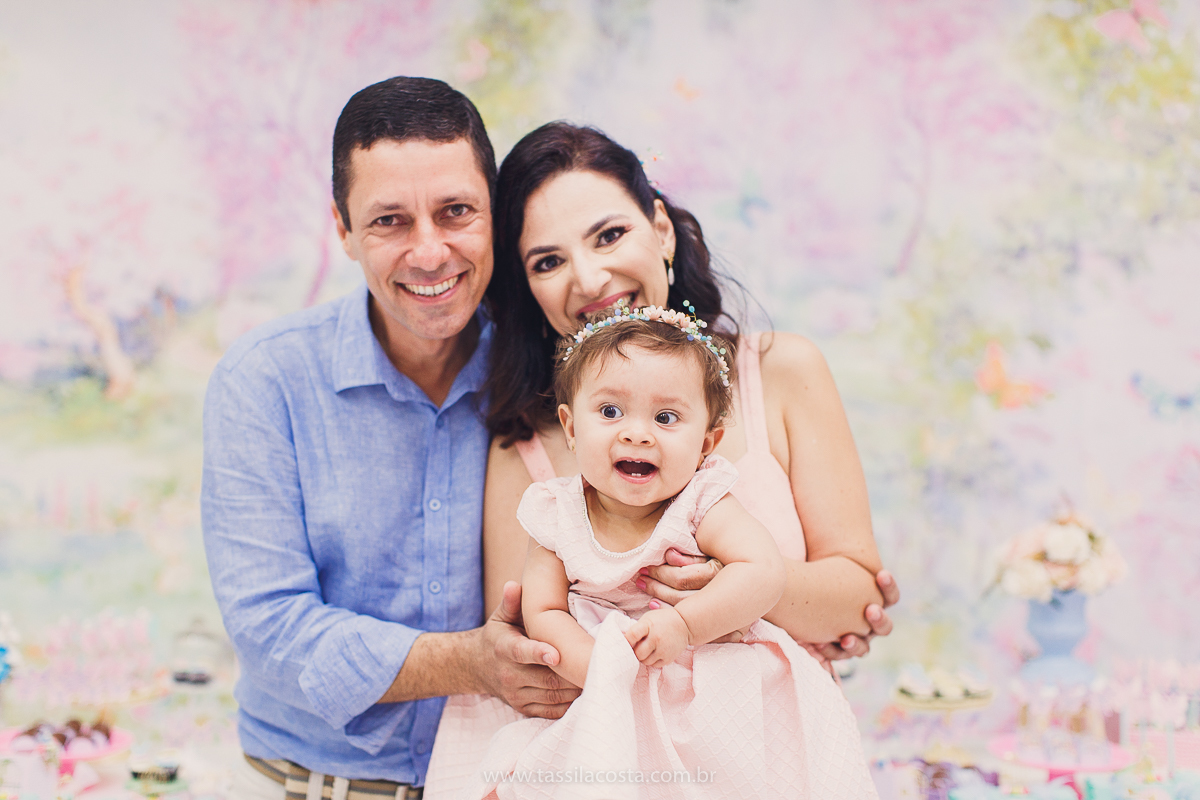 festa infantil linda, feita na casa de festa Zueira, na Praia da Costa, Vila Velha ES. Tássila Costa fotografia, Luísa 1 ano, fotografia de festa infantil na Praia da Costa