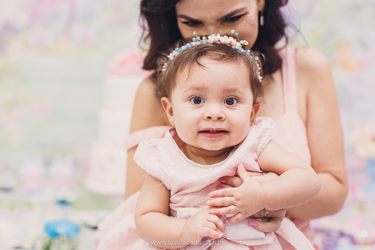festa infantil linda, feita na casa de festa Zueira, na Praia da Costa, Vila Velha ES. Tássila Costa fotografia, Luísa 1 ano, fotografia de festa infantil na Praia da Costa
