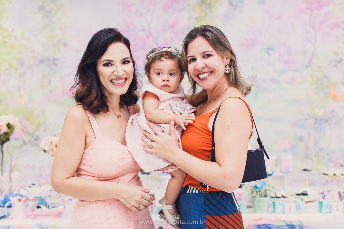 festa infantil linda, feita na casa de festa Zueira, na Praia da Costa, Vila Velha ES. Tássila Costa fotografia, Luísa 1 ano, fotografia de festa infantil na Praia da Costa