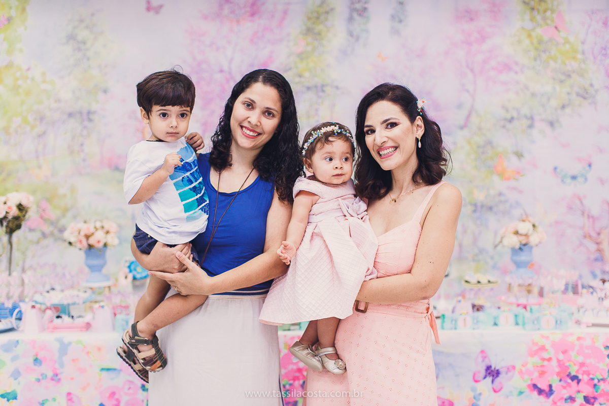 festa infantil linda, feita na casa de festa Zueira, na Praia da Costa, Vila Velha ES. Tássila Costa fotografia, Luísa 1 ano, fotografia de festa infantil na Praia da Costa