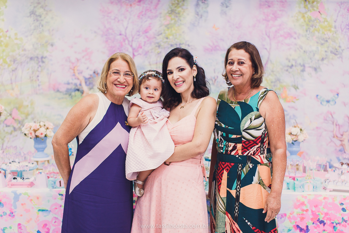 festa infantil linda, feita na casa de festa Zueira, na Praia da Costa, Vila Velha ES. Tássila Costa fotografia, Luísa 1 ano, fotografia de festa infantil na Praia da Costa