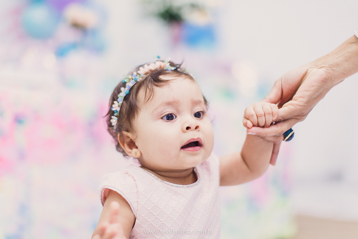 festa infantil linda, feita na casa de festa Zueira, na Praia da Costa, Vila Velha ES. Tássila Costa fotografia, Luísa 1 ano, fotografia de festa infantil na Praia da Costafesta infantil linda, feita na casa de festa Zueira, na Praia da Costa, Vila Velha 