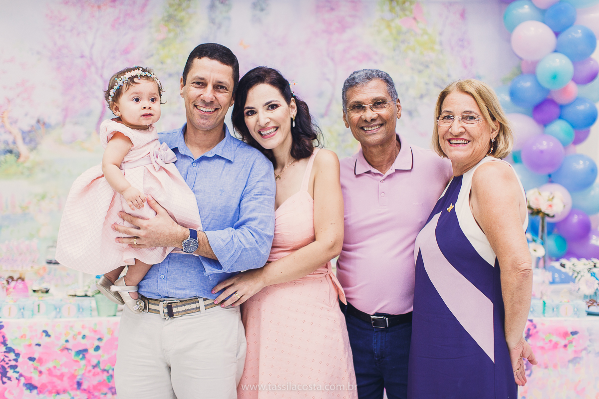 festa infantil linda, feita na casa de festa Zueira, na Praia da Costa, Vila Velha ES. Tássila Costa fotografia, Luísa 1 ano, fotografia de festa infantil na Praia da Costa
