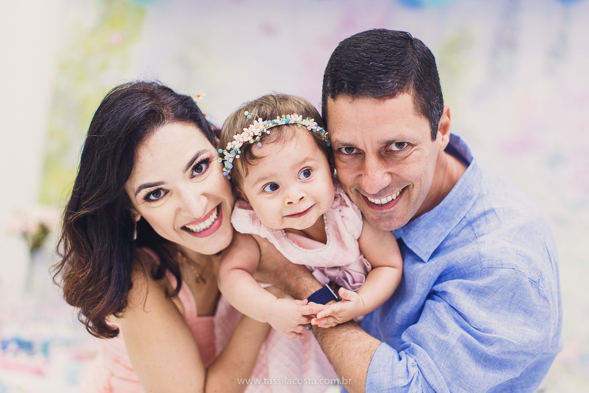 festa infantil linda, feita na casa de festa Zueira, na Praia da Costa, Vila Velha ES. Tássila Costa fotografia, Luísa 1 ano, fotografia de festa infantil na Praia da Costa