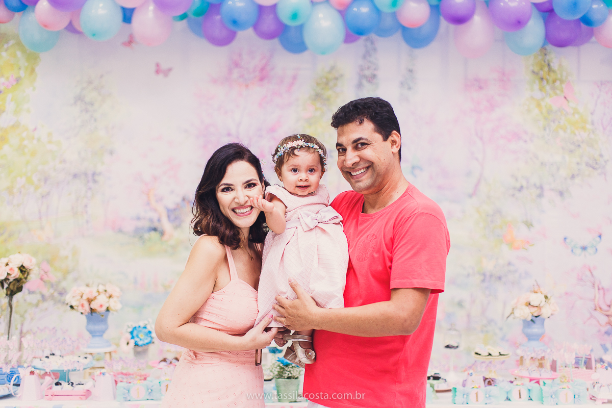 festa infantil linda, feita na casa de festa Zueira, na Praia da Costa, Vila Velha ES. Tássila Costa fotografia, Luísa 1 ano, fotografia de festa infantil na Praia da Costa