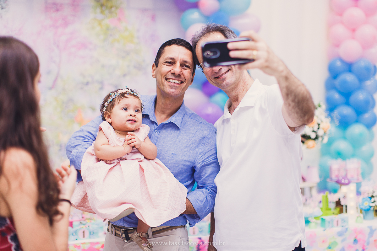festa infantil linda, feita na casa de festa Zueira, na Praia da Costa, Vila Velha ES. Tássila Costa fotografia, Luísa 1 ano, fotografia de festa infantil na Praia da Costafesta infantil linda, feita na casa de festa Zueira, na Praia da Costa, Vila Velha 