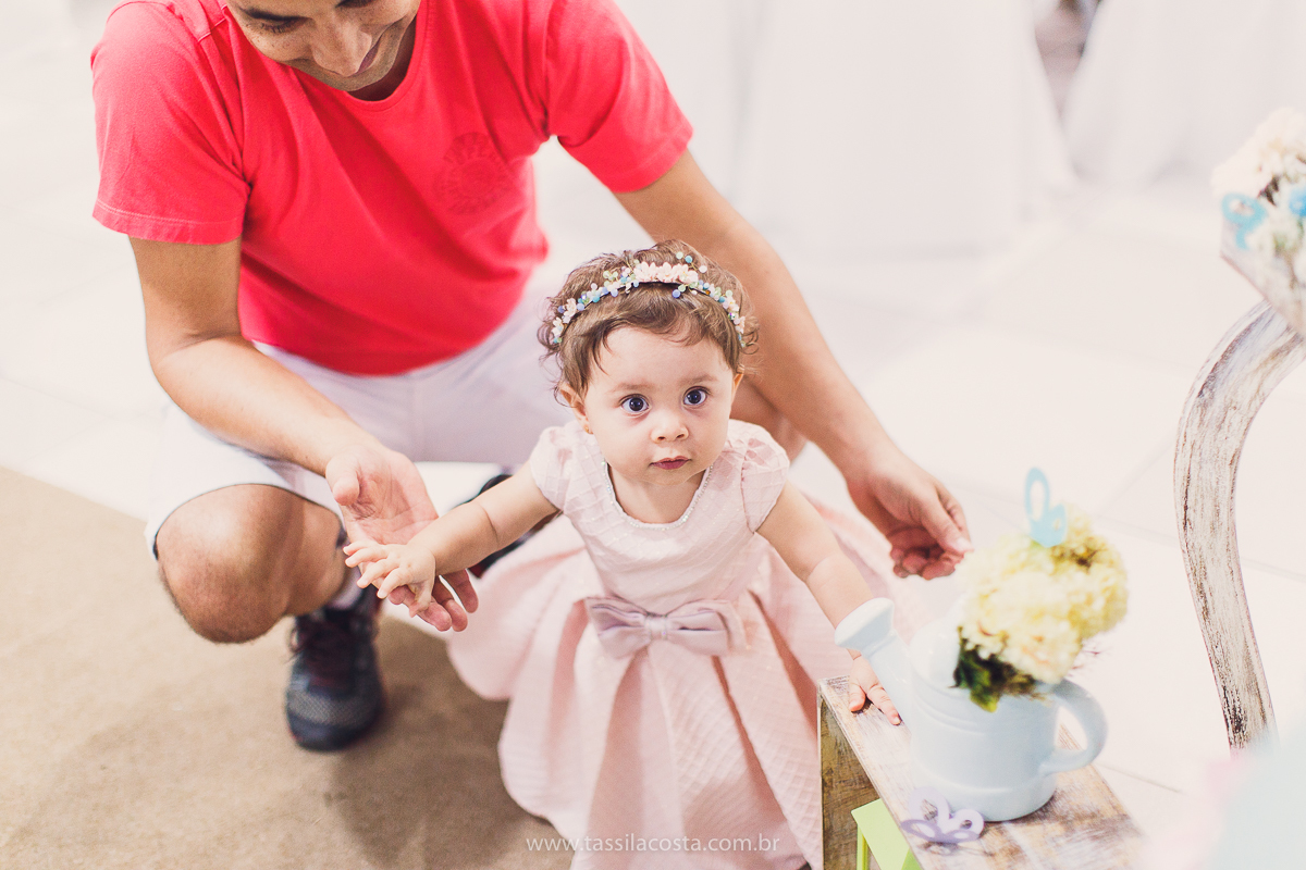 festa infantil linda, feita na casa de festa Zueira, na Praia da Costa, Vila Velha ES. Tássila Costa fotografia, Luísa 1 ano, fotografia de festa infantil na Praia da Costa