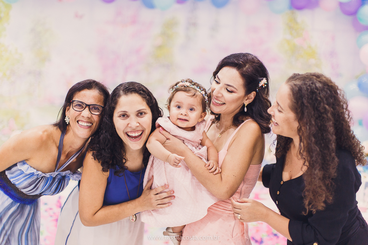 festa infantil linda, feita na casa de festa Zueira, na Praia da Costa, Vila Velha ES. Tássila Costa fotografia, Luísa 1 ano, fotografia de festa infantil na Praia da Costa