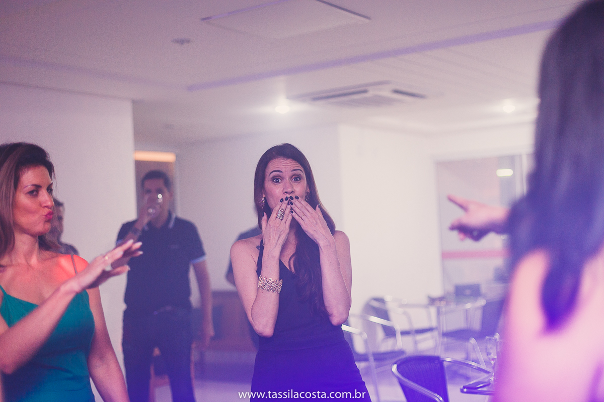 Danuza 50 anos, fotos lindas de aniversário de 50 anos, fotografia de festa de 50 anos na Praia da Costa em Vila Velha ES, fotos lindas, Tássila Costa fotografia, decoração linda para festa de adulto, Tássila Costa fotografia