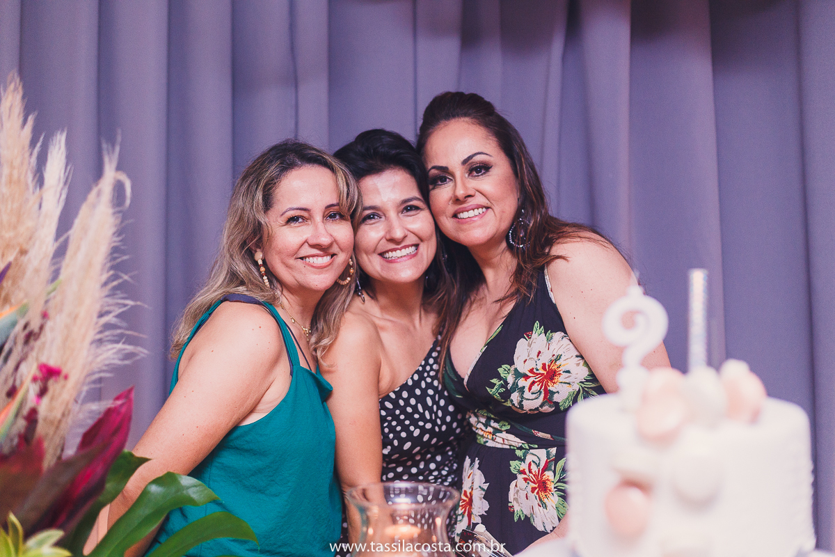 Danuza 50 anos, fotos lindas de aniversário de 50 anos, fotografia de festa de 50 anos na Praia da Costa em Vila Velha ES, fotos lindas, Tássila Costa fotografia, decoração linda para festa de adulto, Tássila Costa fotografia