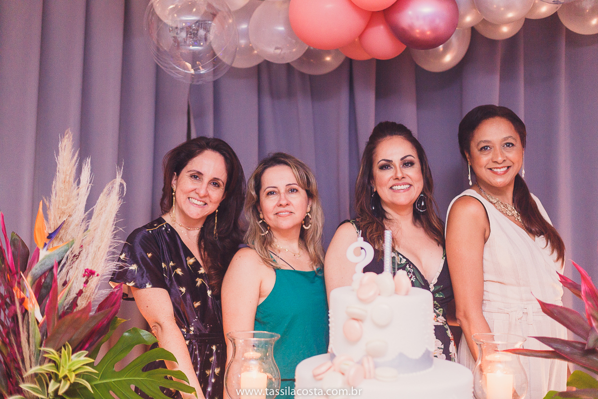 Danuza 50 anos, fotos lindas de aniversário de 50 anos, fotografia de festa de 50 anos na Praia da Costa em Vila Velha ES, fotos lindas, Tássila Costa fotografia, decoração linda para festa de adulto, Tássila Costa fotografia