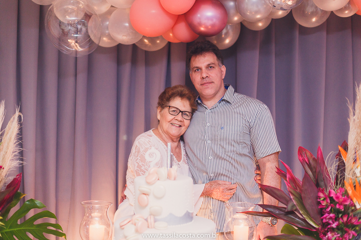 Danuza 50 anos, fotos lindas de aniversário de 50 anos, fotografia de festa de 50 anos na Praia da Costa em Vila Velha ES, fotos lindas, Tássila Costa fotografia, decoração linda para festa de adulto, Tássila Costa fotografia