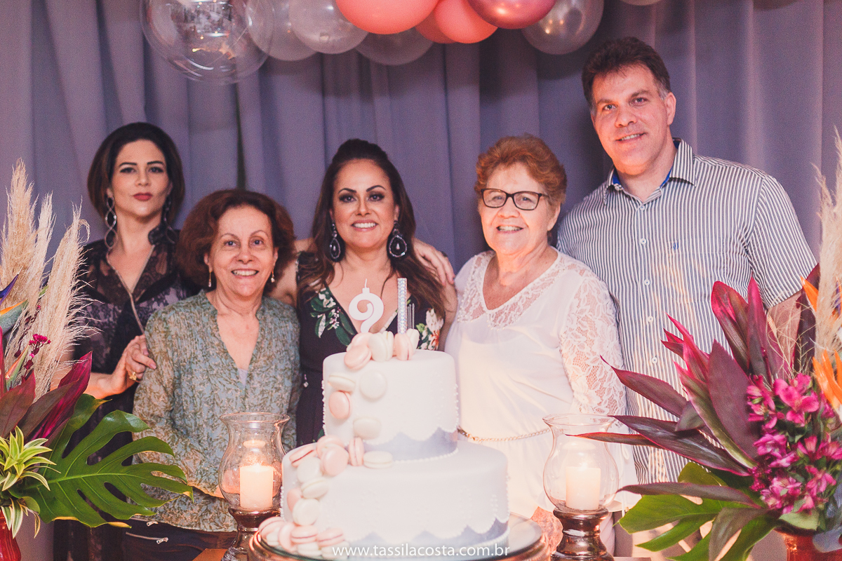 Danuza 50 anos, fotos lindas de aniversário de 50 anos, fotografia de festa de 50 anos na Praia da Costa em Vila Velha ES, fotos lindas, Tássila Costa fotografia, decoração linda para festa de adulto, Tássila Costa fotografia