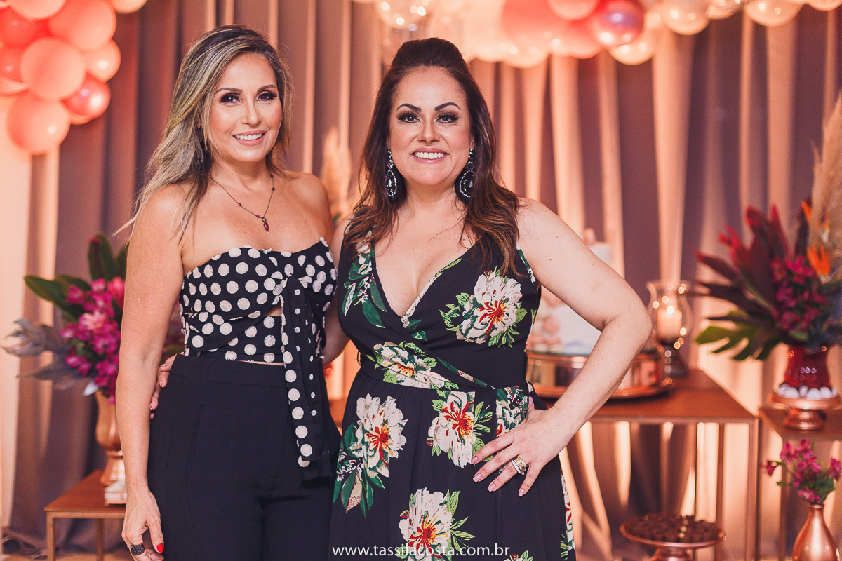 Danuza 50 anos, fotos lindas de aniversário de 50 anos, fotografia de festa de 50 anos na Praia da Costa em Vila Velha ES, fotos lindas, Tássila Costa fotografia, decoração linda para festa de adulto, Tássila Costa fotografia