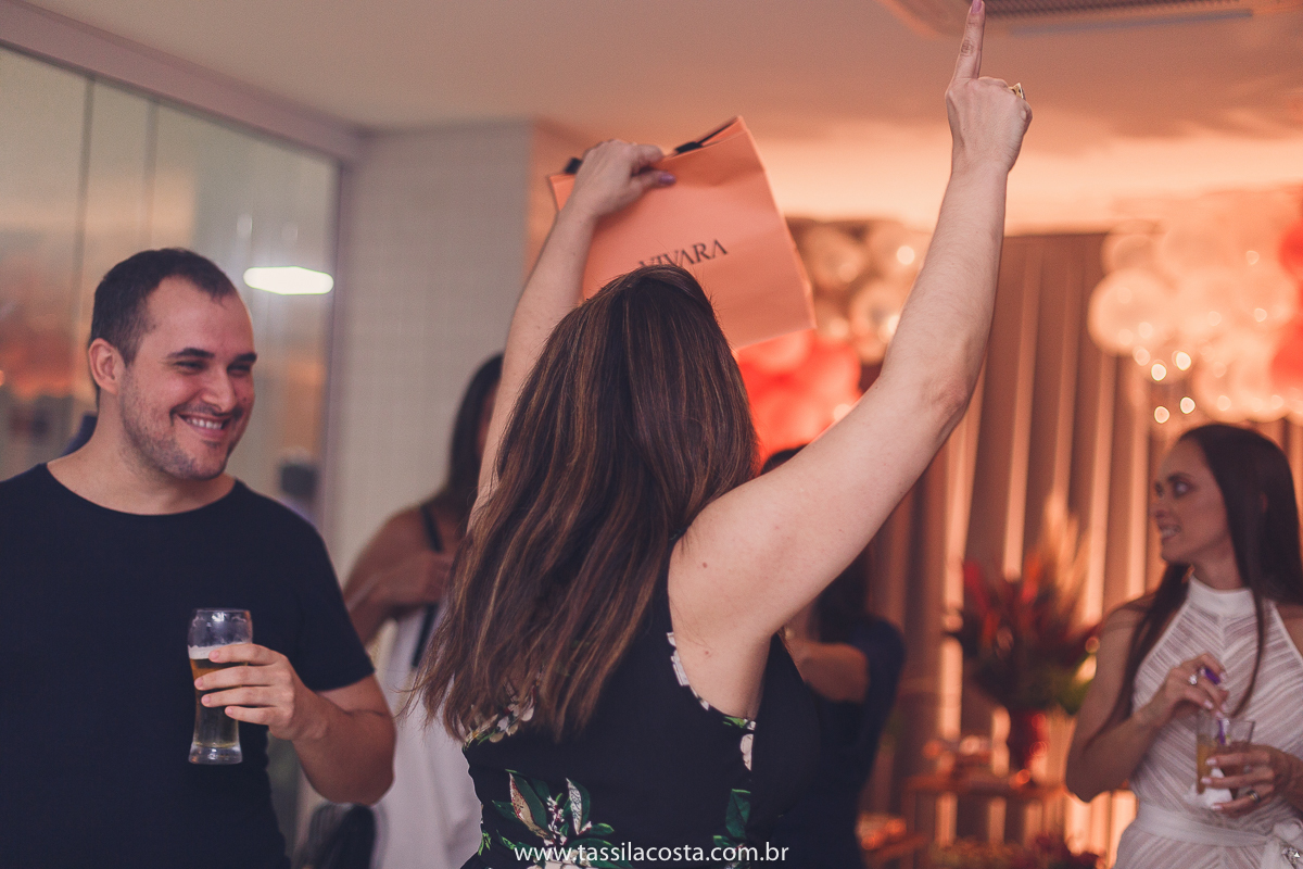 Danuza 50 anos, fotos lindas de aniversário de 50 anos, fotografia de festa de 50 anos na Praia da Costa em Vila Velha ES, fotos lindas, Tássila Costa fotografia, decoração linda para festa de adulto, Tássila Costa fotografia