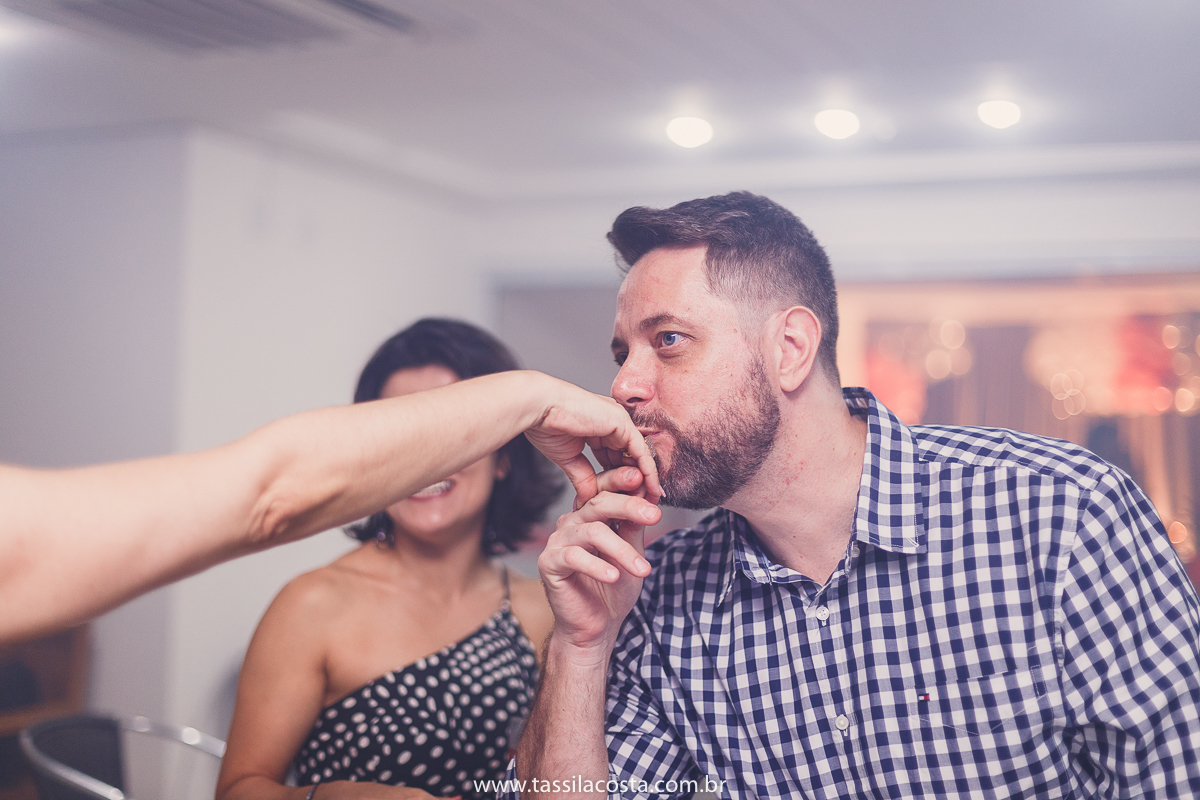 Danuza 50 anos, fotos lindas de aniversário de 50 anos, fotografia de festa de 50 anos na Praia da Costa em Vila Velha ES, fotos lindas, Tássila Costa fotografia, decoração linda para festa de adulto, Tássila Costa fotografia