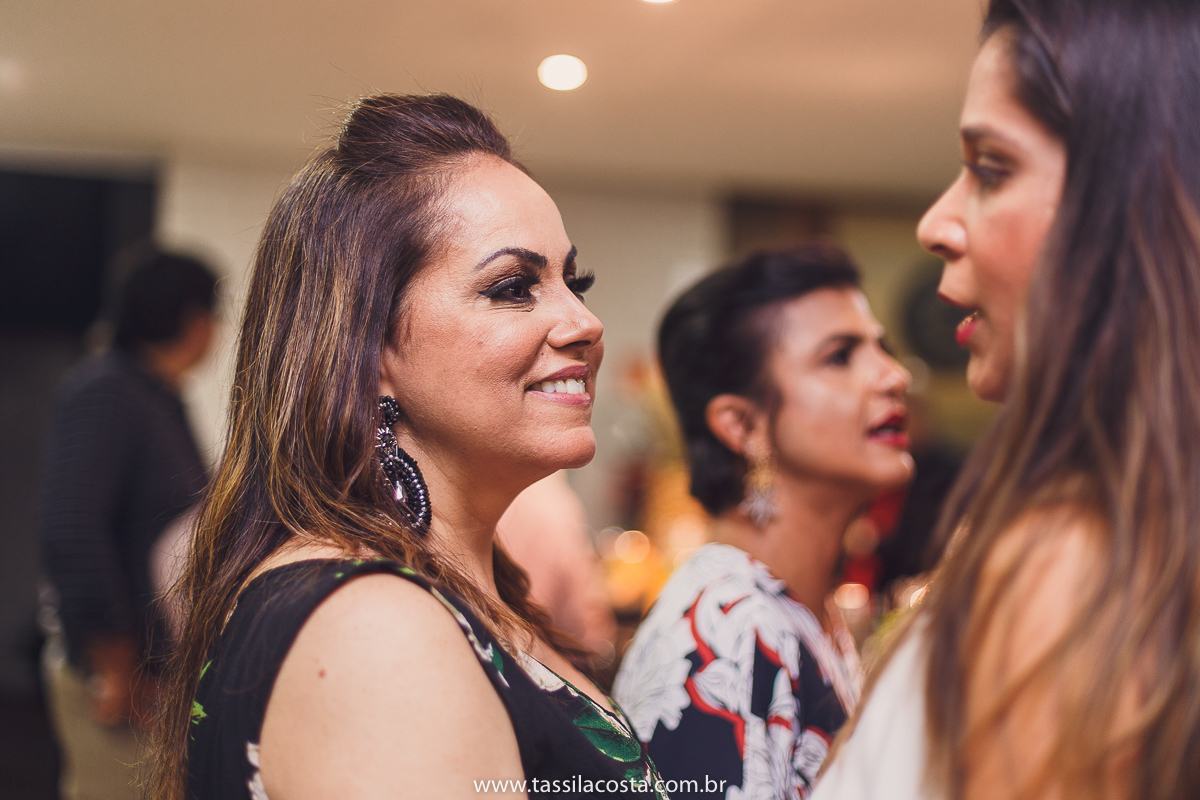 Danuza 50 anos, fotos lindas de aniversário de 50 anos, fotografia de festa de 50 anos na Praia da Costa em Vila Velha ES, fotos lindas, Tássila Costa fotografia, decoração linda para festa de adulto, Tássila Costa fotografia