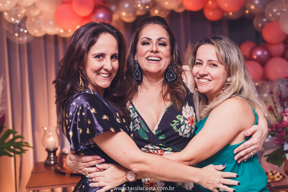 Danuza 50 anos, fotos lindas de aniversário de 50 anos, fotografia de festa de 50 anos na Praia da Costa em Vila Velha ES, fotos lindas, Tássila Costa fotografia, decoração linda para festa de adulto, Tássila Costa fotografia