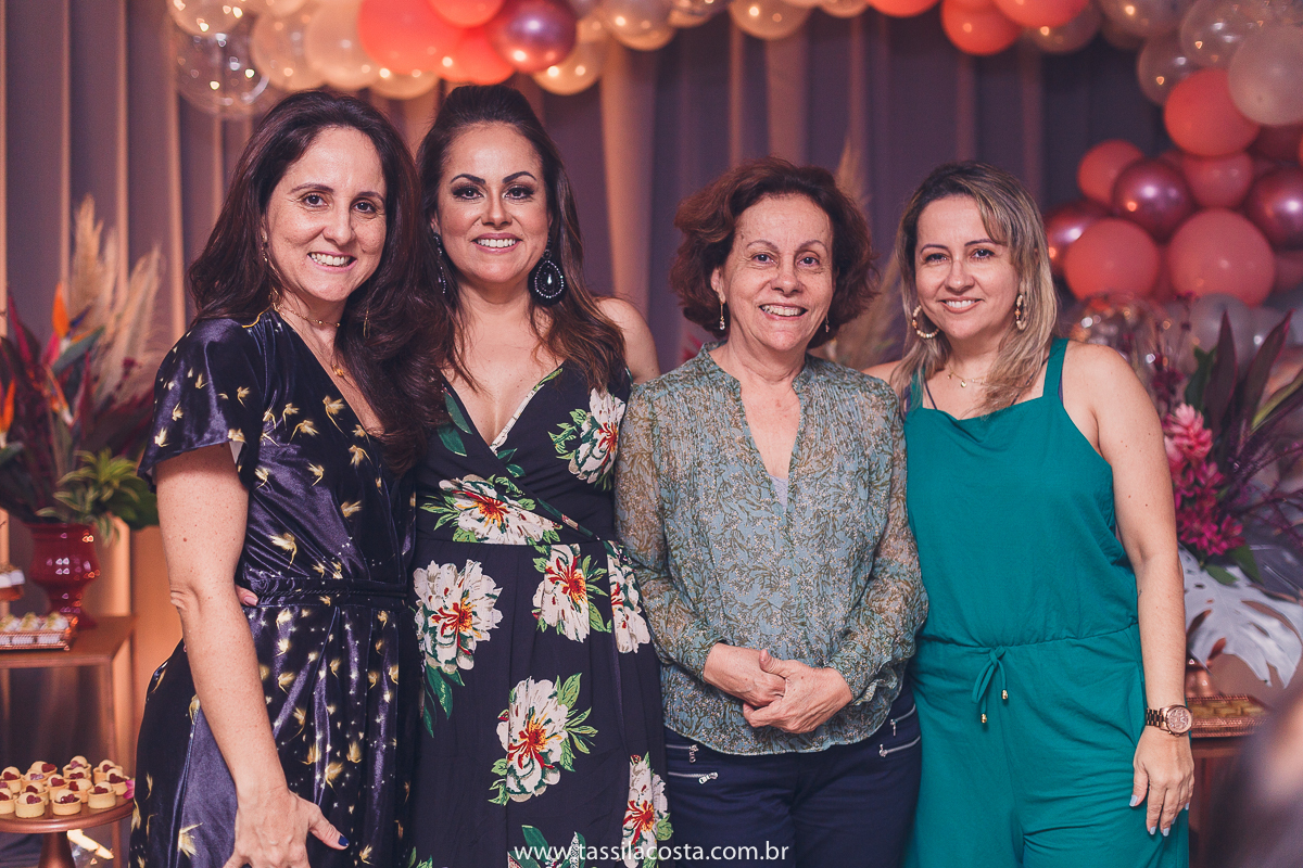 Danuza 50 anos, fotos lindas de aniversário de 50 anos, fotografia de festa de 50 anos na Praia da Costa em Vila Velha ES, fotos lindas, Tássila Costa fotografia, decoração linda para festa de adulto, Tássila Costa fotografia