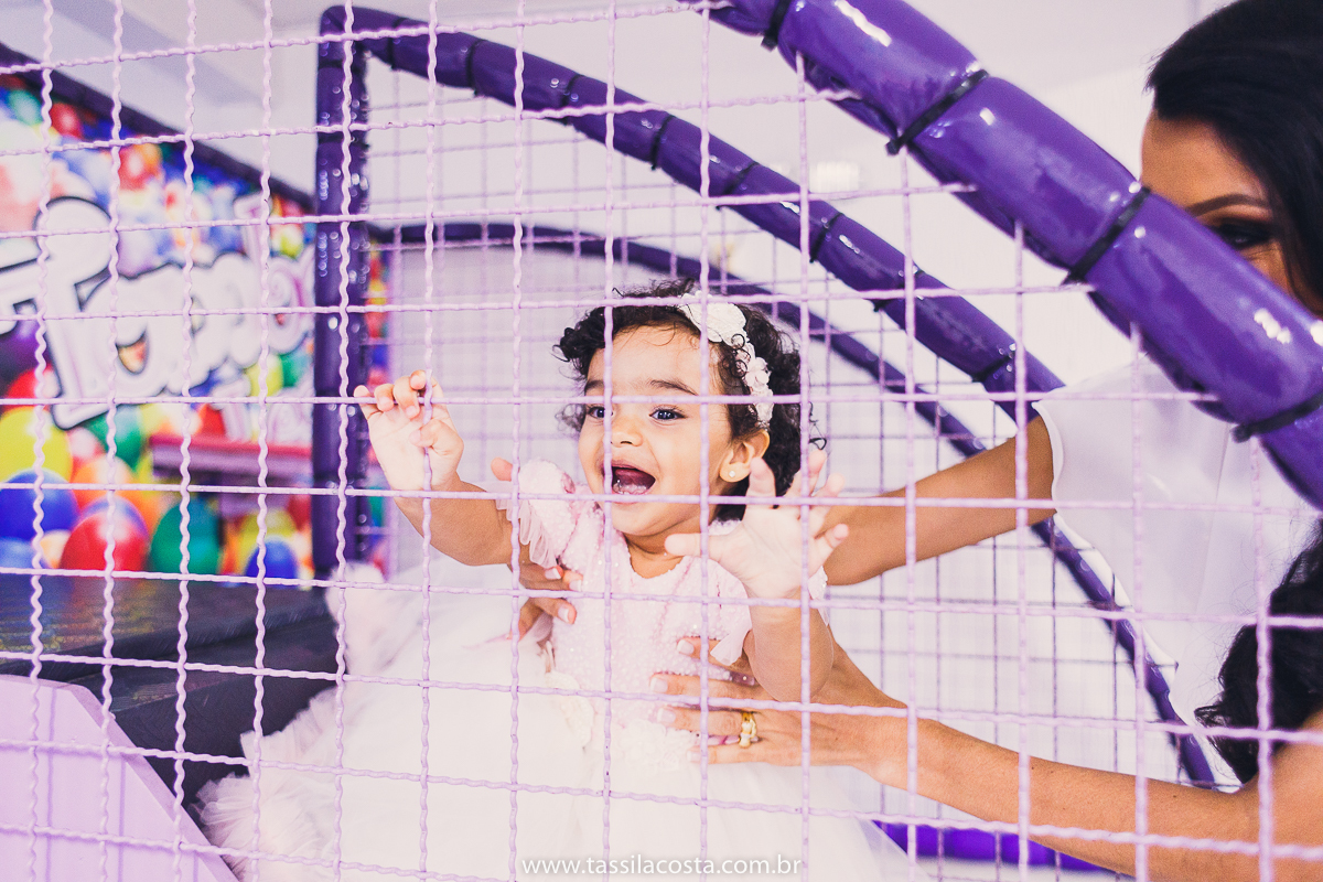 festa super especial, feita no cerimonial Kifarra, em Campo Grande, Cariacica, fotografado por Tássila Costa fotografia, festa no tema Jardim feita no Espírito Santo, fotografia de festa infantil em Vila Velha - ES, festa infantil no Espírito Santo