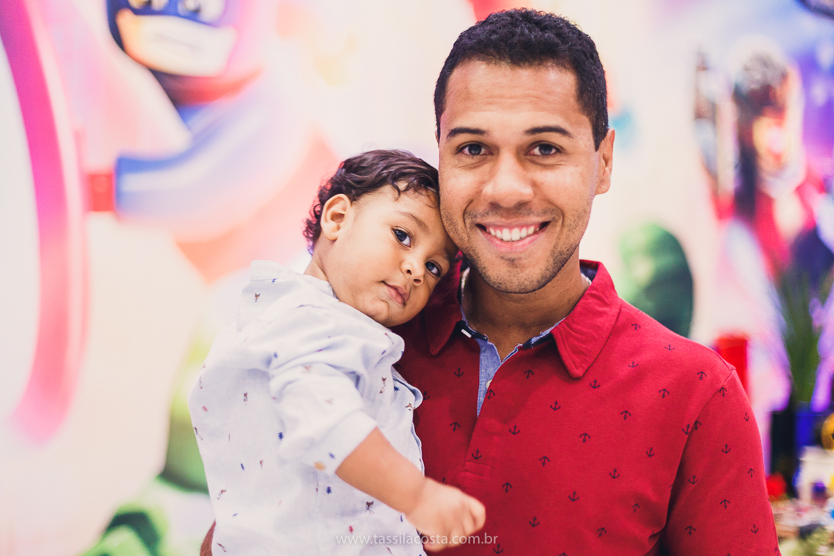 FESTA DE IRMÃOS, EM SERRA ES, FOTOGRAFIA DE FESTA INFANTIL EM VITÓRIA ES, FESTA DE 2 IRMÃOS COM IDADES DIFERENTES, TASSILA COSTA FOTOGRAFIA, TEMA SUPER HERÓI