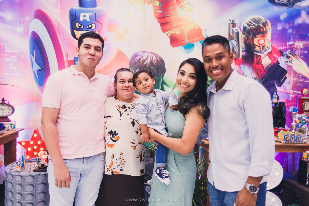 FESTA DE IRMÃOS, EM SERRA ES, FOTOGRAFIA DE FESTA INFANTIL EM VITÓRIA ES, FESTA DE 2 IRMÃOS COM IDADES DIFERENTES, TASSILA COSTA FOTOGRAFIA, TEMA SUPER HERÓI