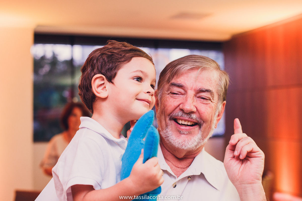 aniversário de criança, festa linda para o Felipe 2 anos, vovó preparou toda a decoração, decoração no tema Monstrinhos, fotografia de festa infantil em Vitória, melhor fotógrafa de festa infantil em Vitória ES, fazendo minha festa em Vitória, 