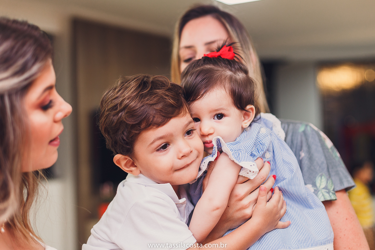 aniversário de criança, festa linda para o Felipe 2 anos, vovó preparou toda a decoração, decoração no tema Monstrinhos, fotografia de festa infantil em Vitória, melhor fotógrafa de festa infantil em Vitória ES, fazendo minha festa em Vitória, 