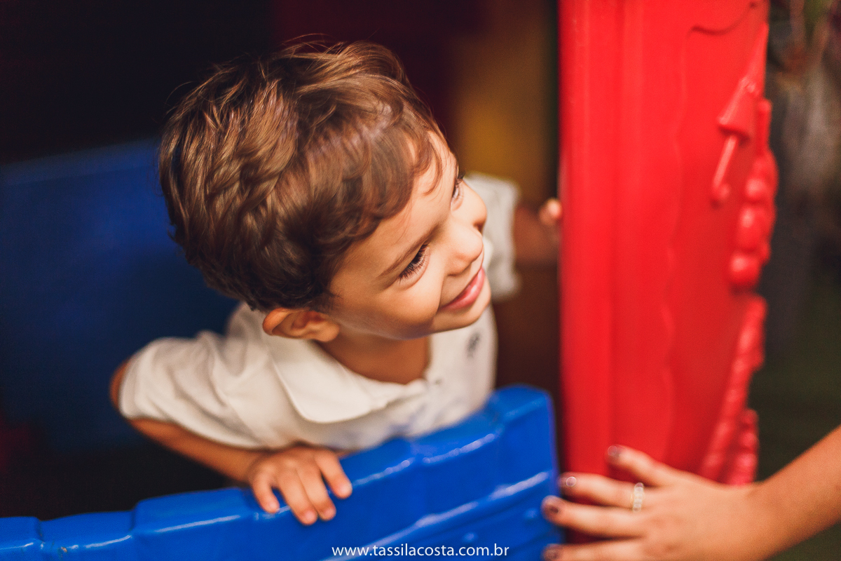 aniversário de criança, festa linda para o Felipe 2 anos, vovó preparou toda a decoração, decoração no tema Monstrinhos, fotografia de festa infantil em Vitória, melhor fotógrafa de festa infantil em Vitória ES, fazendo minha festa em Vitória, 