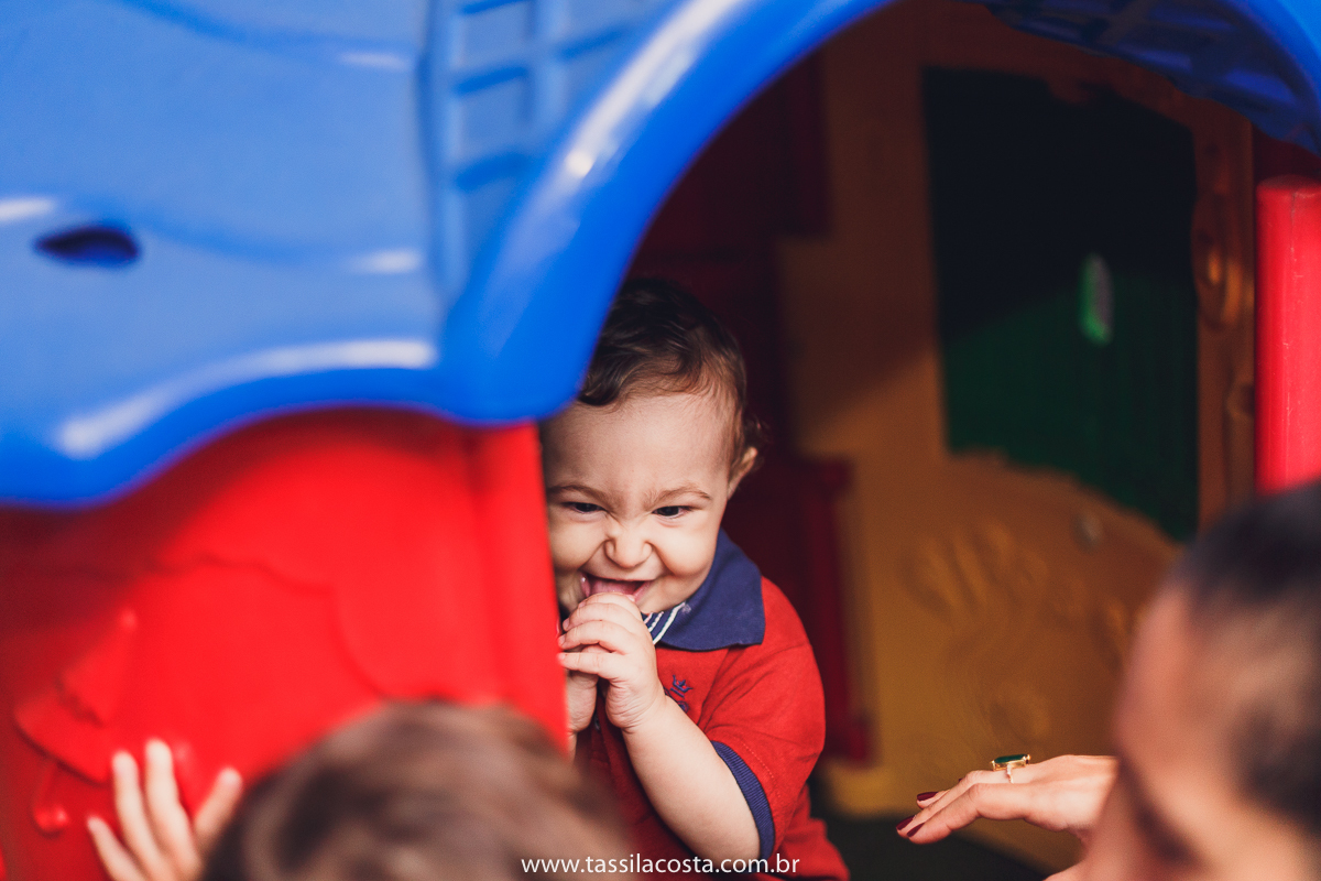 aniversário de criança, festa linda para o Felipe 2 anos, vovó preparou toda a decoração, decoração no tema Monstrinhos, fotografia de festa infantil em Vitória, melhor fotógrafa de festa infantil em Vitória ES, fazendo minha festa em Vitória, 