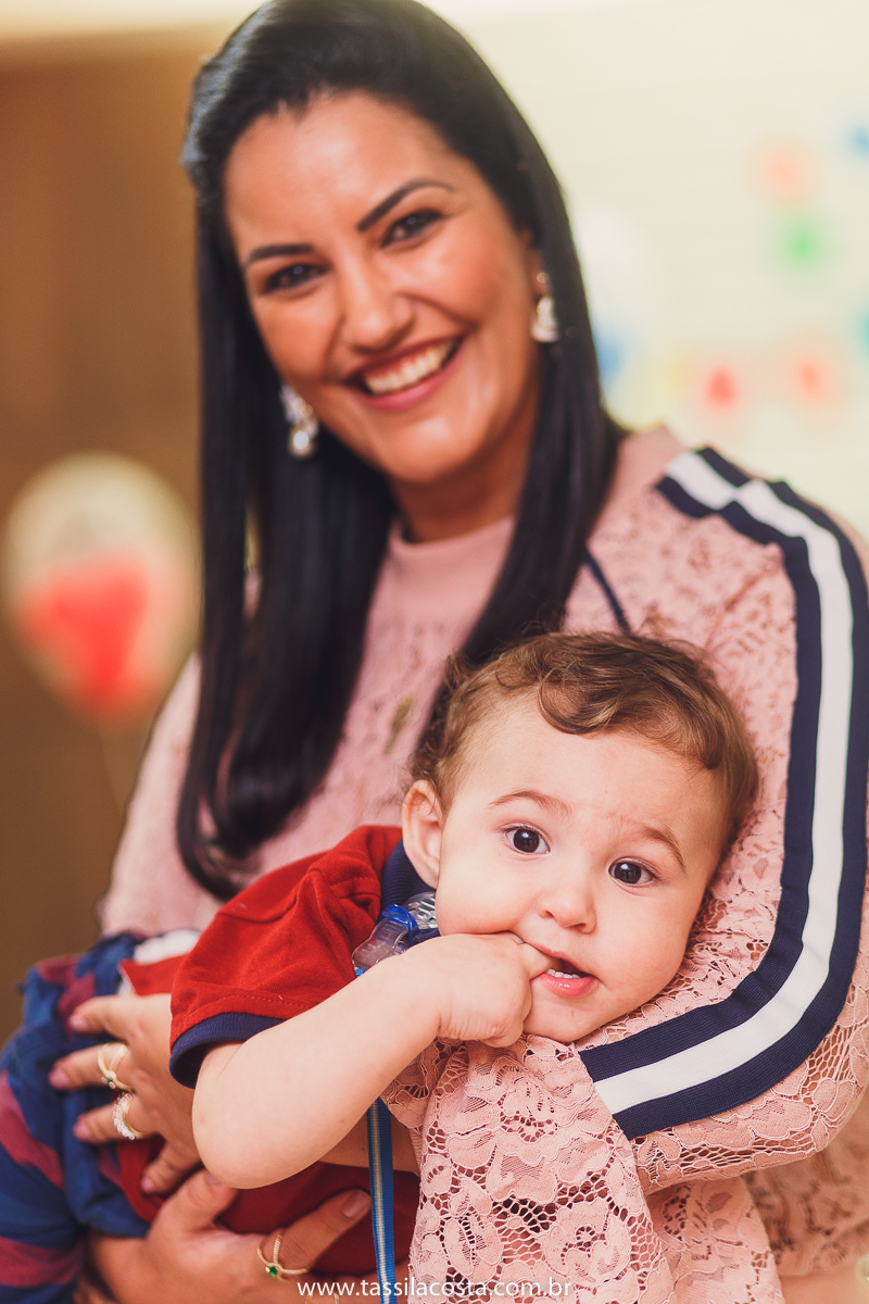 aniversário de criança, festa linda para o Felipe 2 anos, vovó preparou toda a decoração, decoração no tema Monstrinhos, fotografia de festa infantil em Vitória, melhor fotógrafa de festa infantil em Vitória ES, fazendo minha festa em Vitória, 