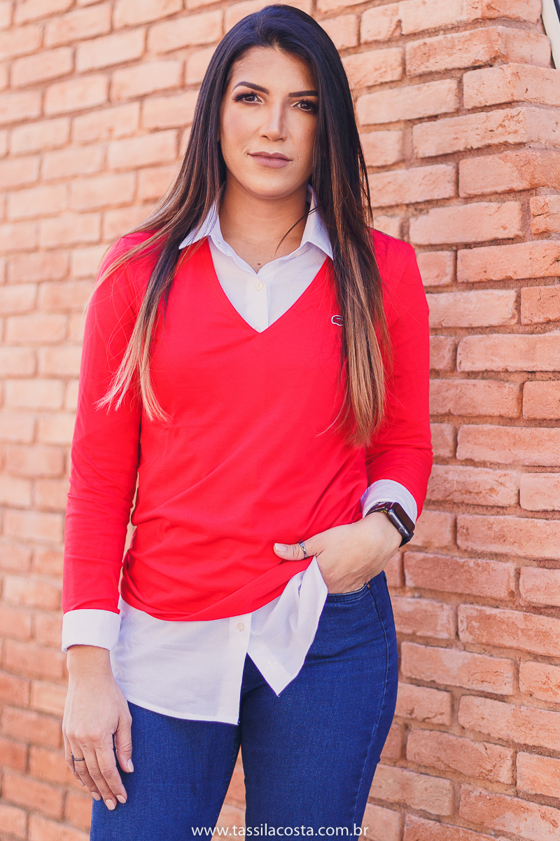 fotos profissionais, para atualização de portfólio, fotos para Linkedin, fotos em Vitória para atualizar site e Instagram, fotos de profissionais da área de marketing, professora de vendas