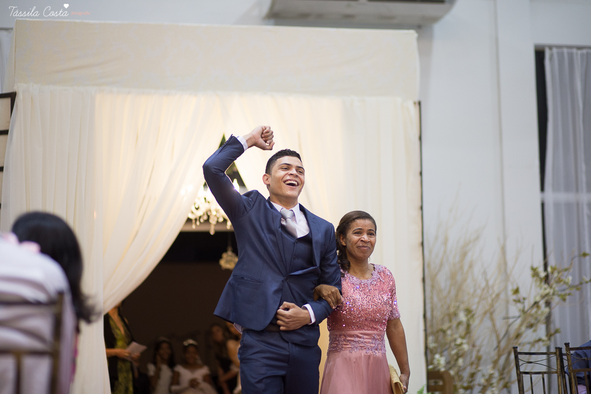 fotos em casamento, casando em vila velha, casando no espírito santo, culto da igreja batista, casamento lindo e cheio de emoções, fotografia de casamento