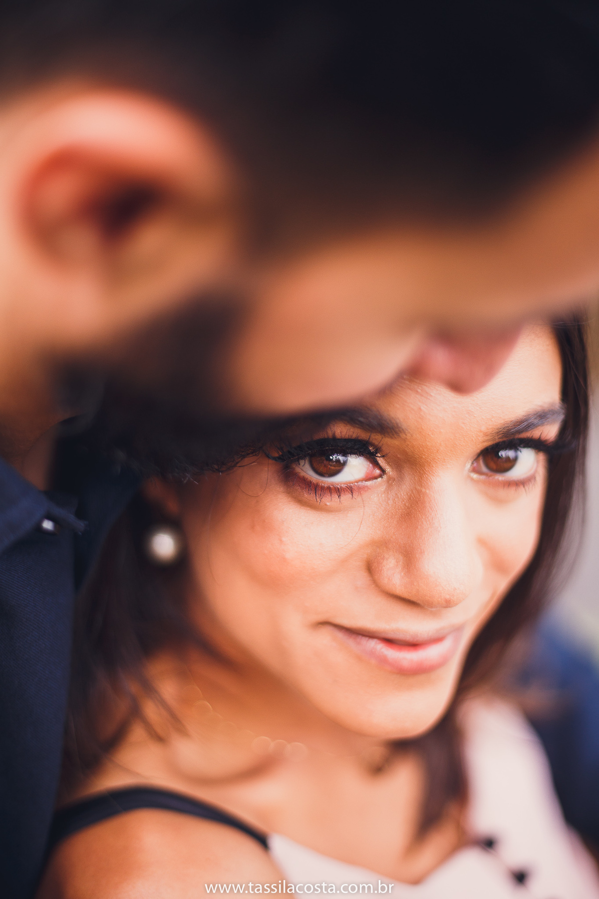 ensaio pré casamento, feito em Pedra Azul ES, fotos num dia frio em Pedra Azul, fotografamos no Restaurante Don Due em Pedra Azul e depois fizemos um Picnic em Pedra Azul, fotos lindas de um casal apaixonado, look para ensaio casal em Pedra Azul