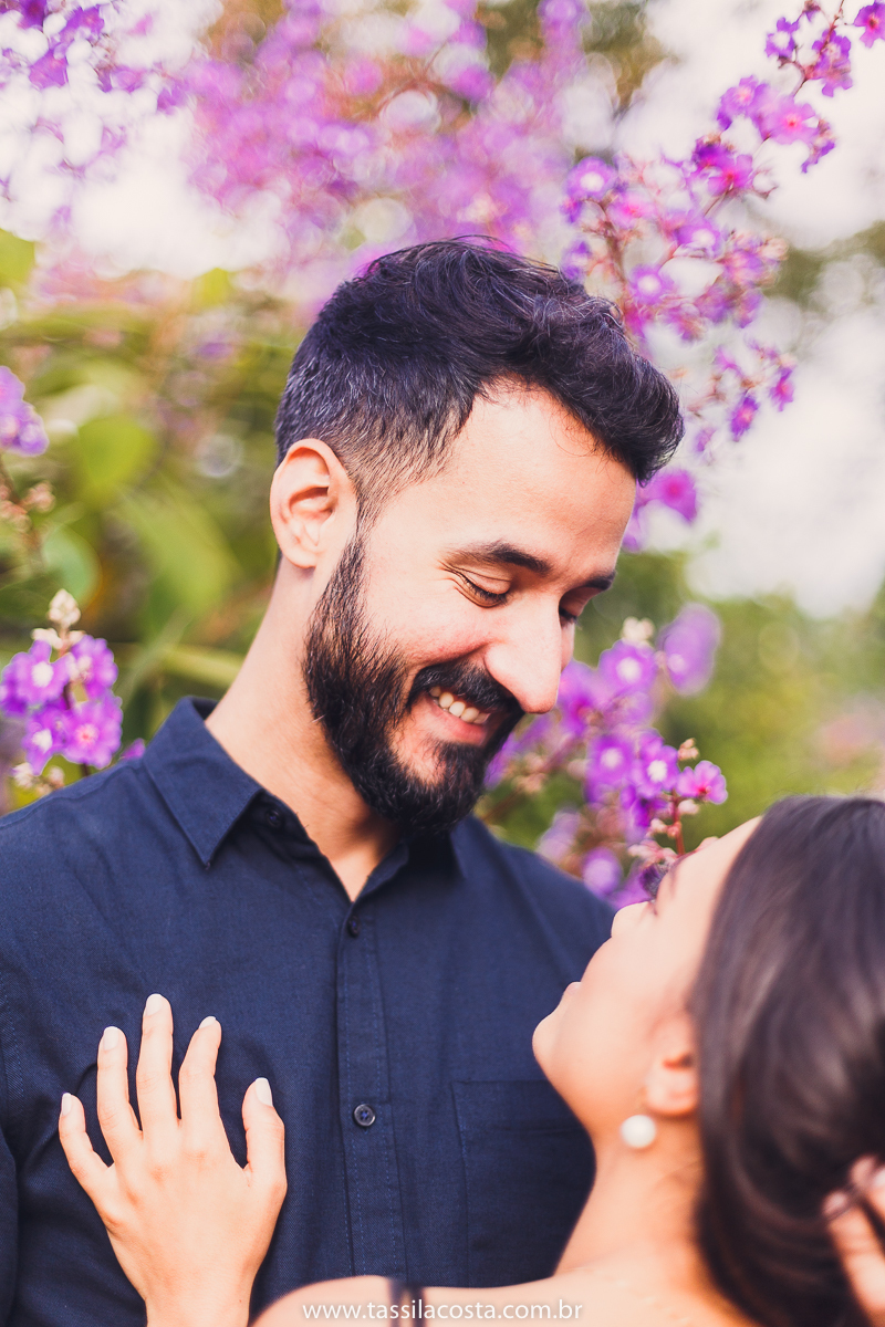 ensaio pré casamento, feito em Pedra Azul ES, fotos num dia frio em Pedra Azul, fotografamos no Restaurante Don Due em Pedra Azul e depois fizemos um Picnic em Pedra Azul, fotos lindas de um casal apaixonado, look para ensaio casal em Pedra Azul