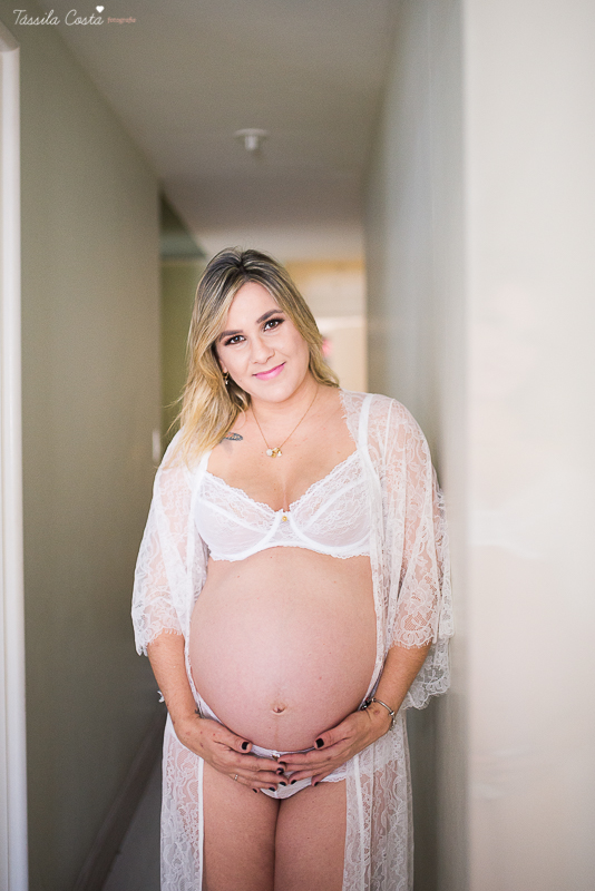 ensaio de gestante feito em casa, ju brandão, grávida linda, família abençoada e querida, amei fotografá-los, rapina do tacho vem aí, mãe de 3, fotos em vix es