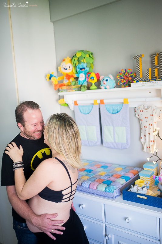 ensaio de gestante feito em casa, ju brandão, grávida linda, família abençoada e querida, amei fotografá-los, rapina do tacho vem aí, mãe de 3, fotos em vix es