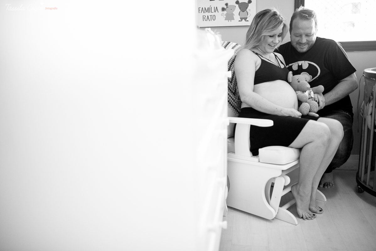 ensaio de gestante feito em casa, ju brandão, grávida linda, família abençoada e querida, amei fotografá-los, rapina do tacho vem aí, mãe de 3, fotos em vix es