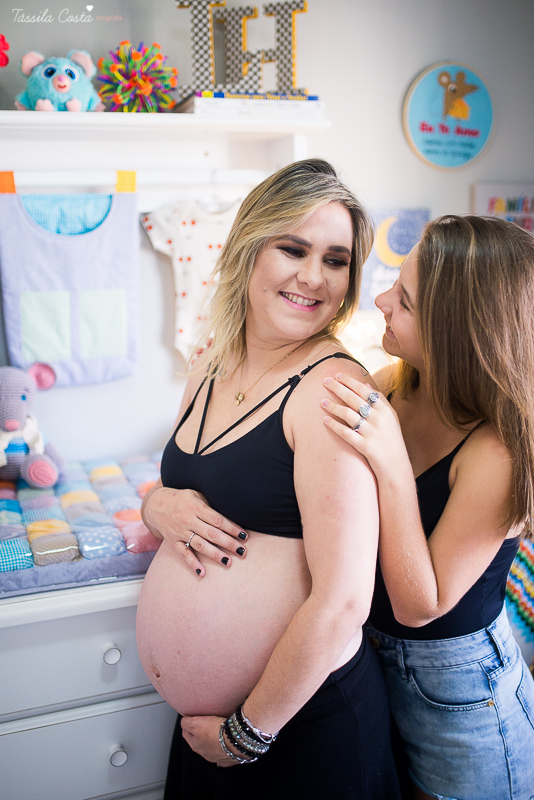 ensaio de gestante feito em casa, ju brandão, grávida linda, família abençoada e querida, amei fotografá-los, rapina do tacho vem aí, mãe de 3, fotos em vix es