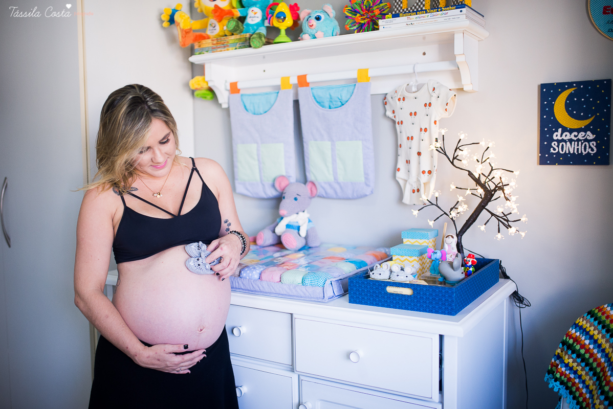 ensaio de gestante feito em casa, ju brandão, grávida linda, família abençoada e querida, amei fotografá-los, rapina do tacho vem aí, mãe de 3, fotos em vix es
