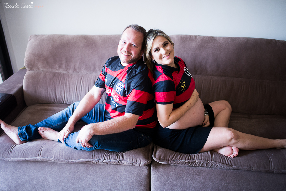 ensaio de gestante feito em casa, ju brandão, grávida linda, família abençoada e querida, amei fotografá-los, rapina do tacho vem aí, mãe de 3, fotos em vix es