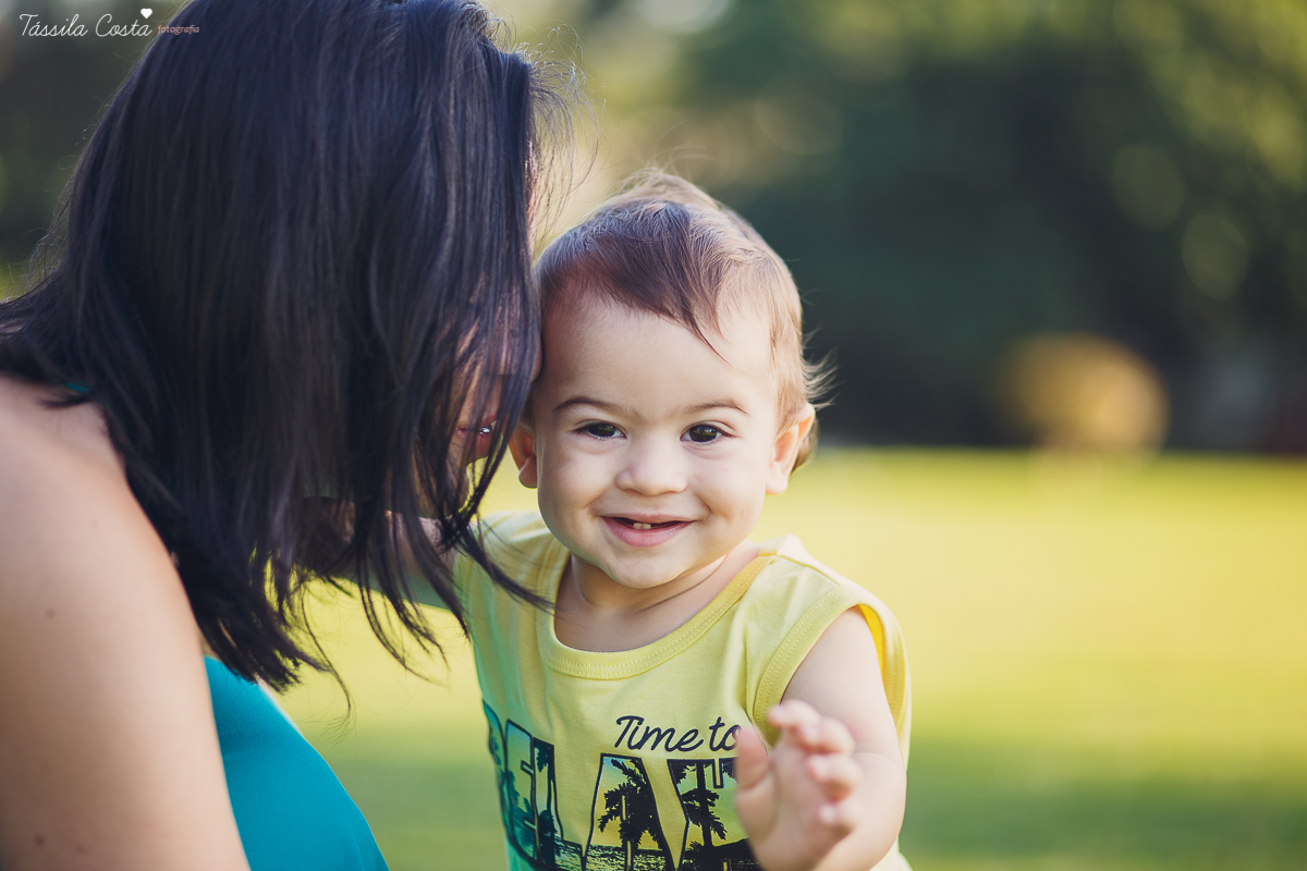 professor favalessa e família, fotografia de família, fotos de pré aniversário, feitas na Ilha do Frade, vitória es, fotógrafo de criança, sessão de fotos, fotos no pôr do sol