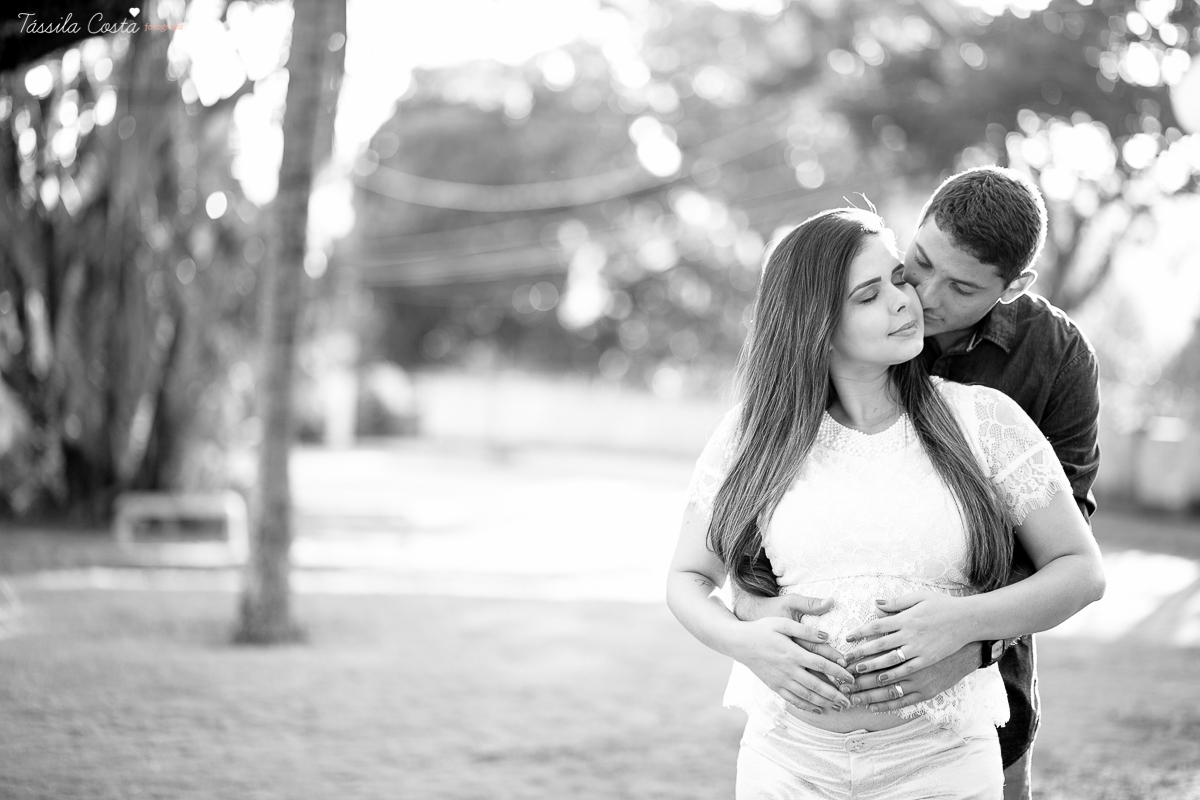 fotos de gestante, na ilha do frade, fotos lindas da gestante Karol e papai Leleco, com o irmãozinho Ruan, poses para fotos em família com irmão mais velho, mae de 2, vitória es