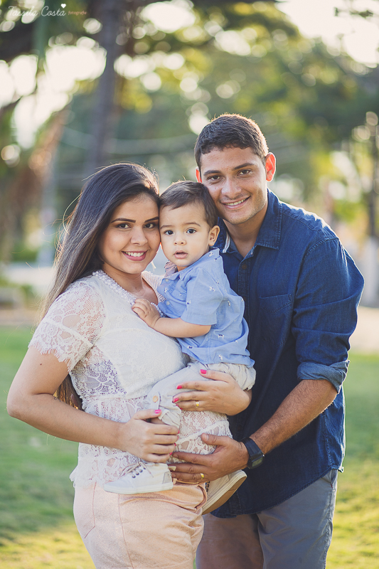 fotos de gestante, na ilha do frade, fotos lindas da gestante Karol e papai Leleco, com o irmãozinho Ruan, poses para fotos em família com irmão mais velho, mae de 2, vitória es